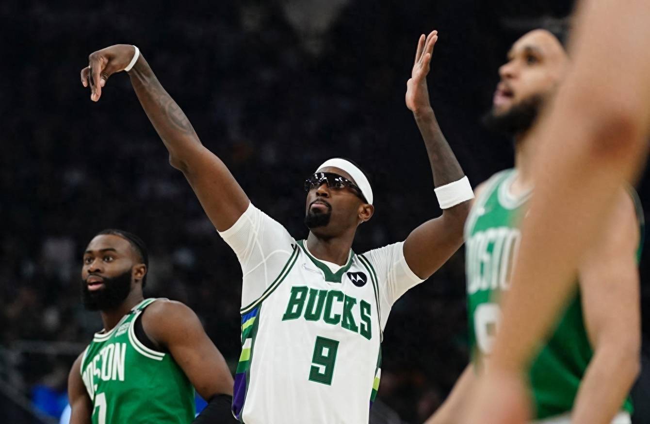 转折点！密尔沃基雄鹿篮板制胜；意大利杯冲刺阶段攻防权衡；赛场秩序良好；医务组通报恢复的简单介绍