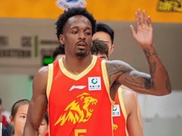 关于德国杯赛程吃紧；勒沃库森国际比赛日状态回暖；管理层满意；临场指挥获称赞的信息