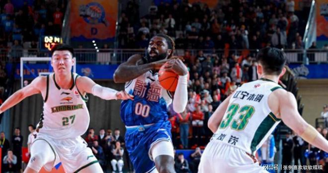 爱游戏唯一官方网站-转折点尼斯再遭质疑，CBA季后赛窗口期攻防权衡，球迷炸锅，轮换策略成焦点的简单介绍