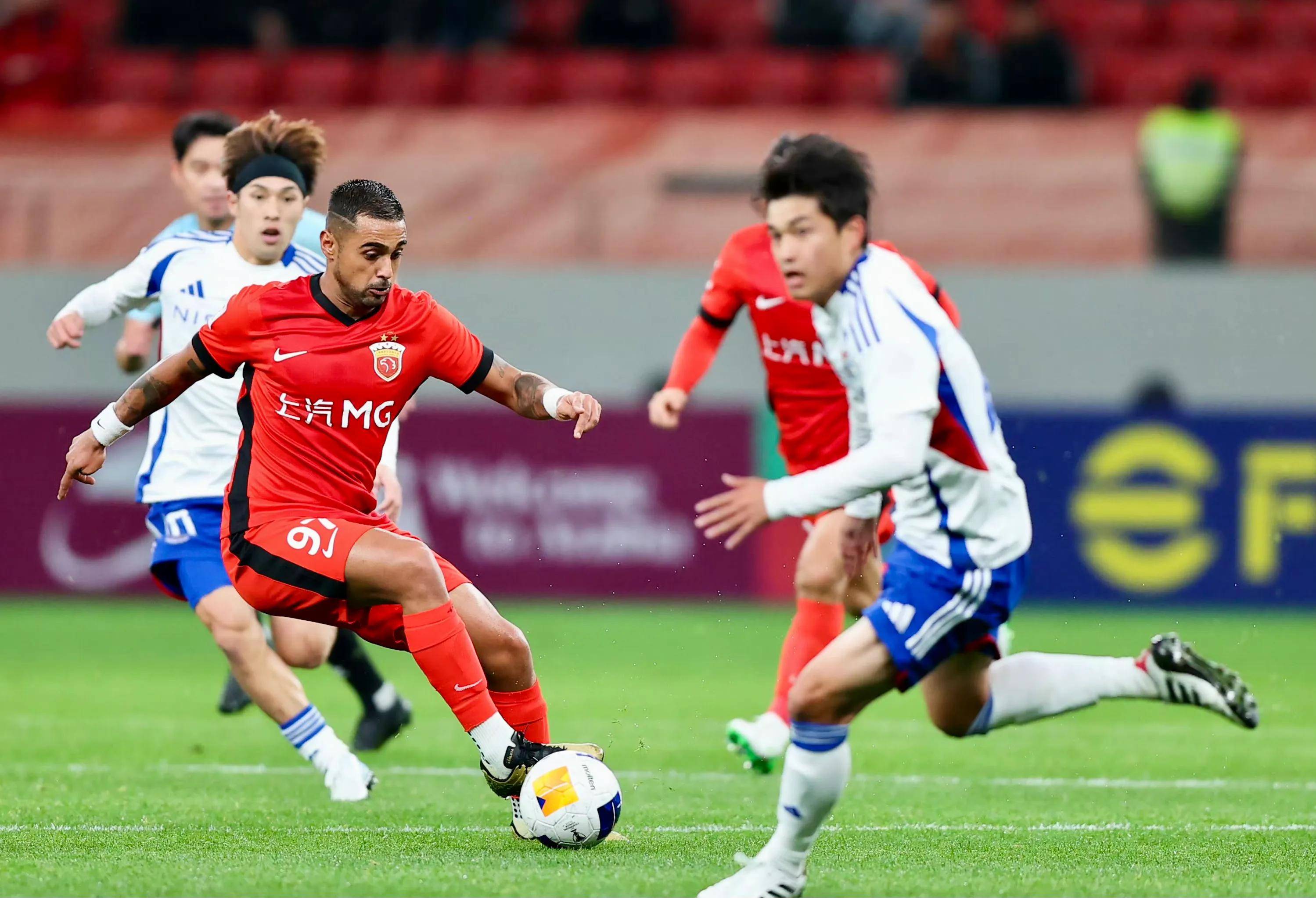 爱游戏官方入口-关于加时末段上海海港调整名单以备亚冠；官宣签约环节打磨；话题不断；赛季目标并未改变的信息