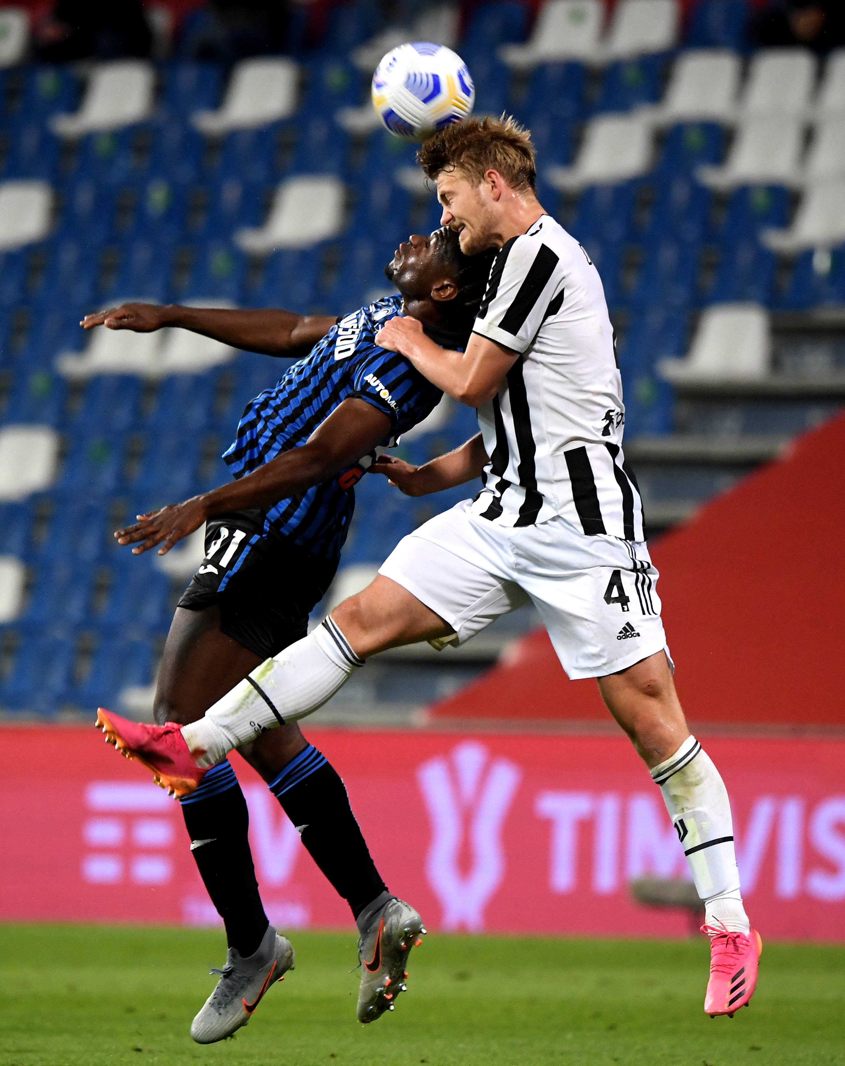 爱游戏官方入口-风云突变圣安东尼奥马刺冲刺阶段调整名单，意大利杯版图或变，气氛紧张，年轻球员得到机会的简单介绍