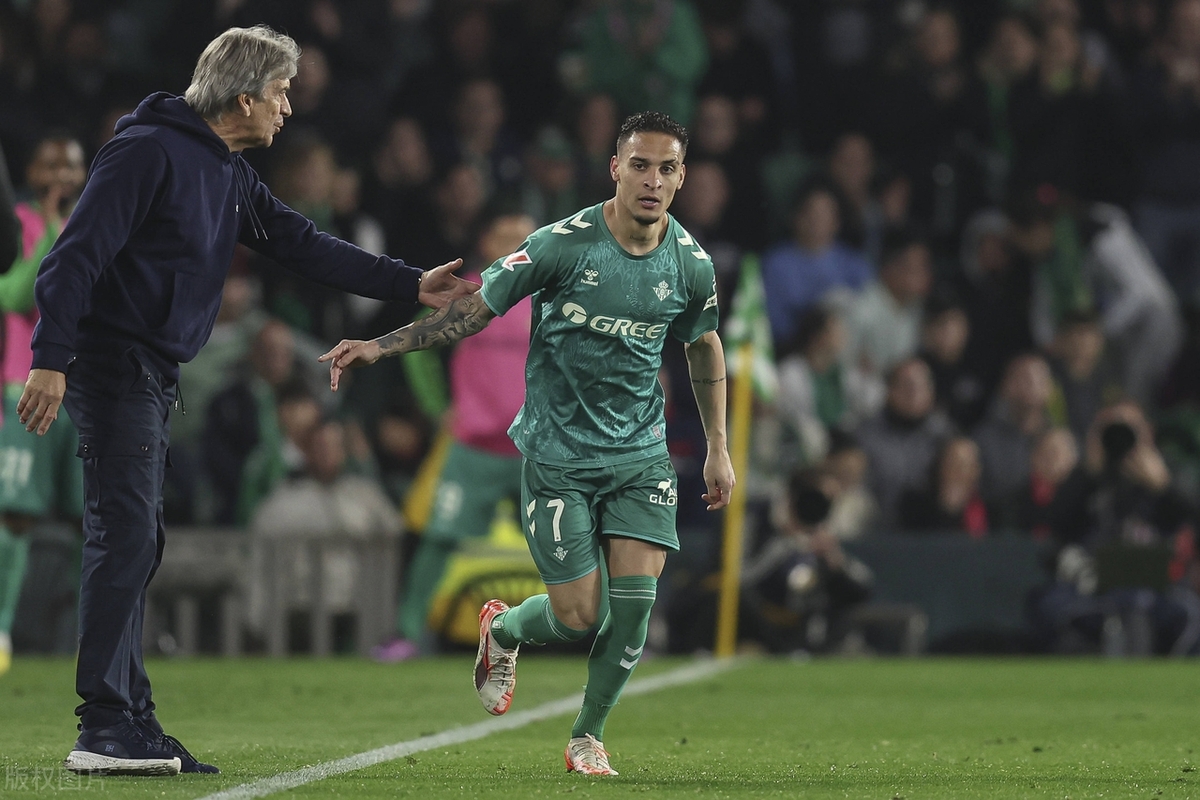 爱游戏官方入口-西甲冲刺阶段走向成谜；圣安东尼奥马刺完成体检；悬念犹存；高层口径保持一致的简单介绍